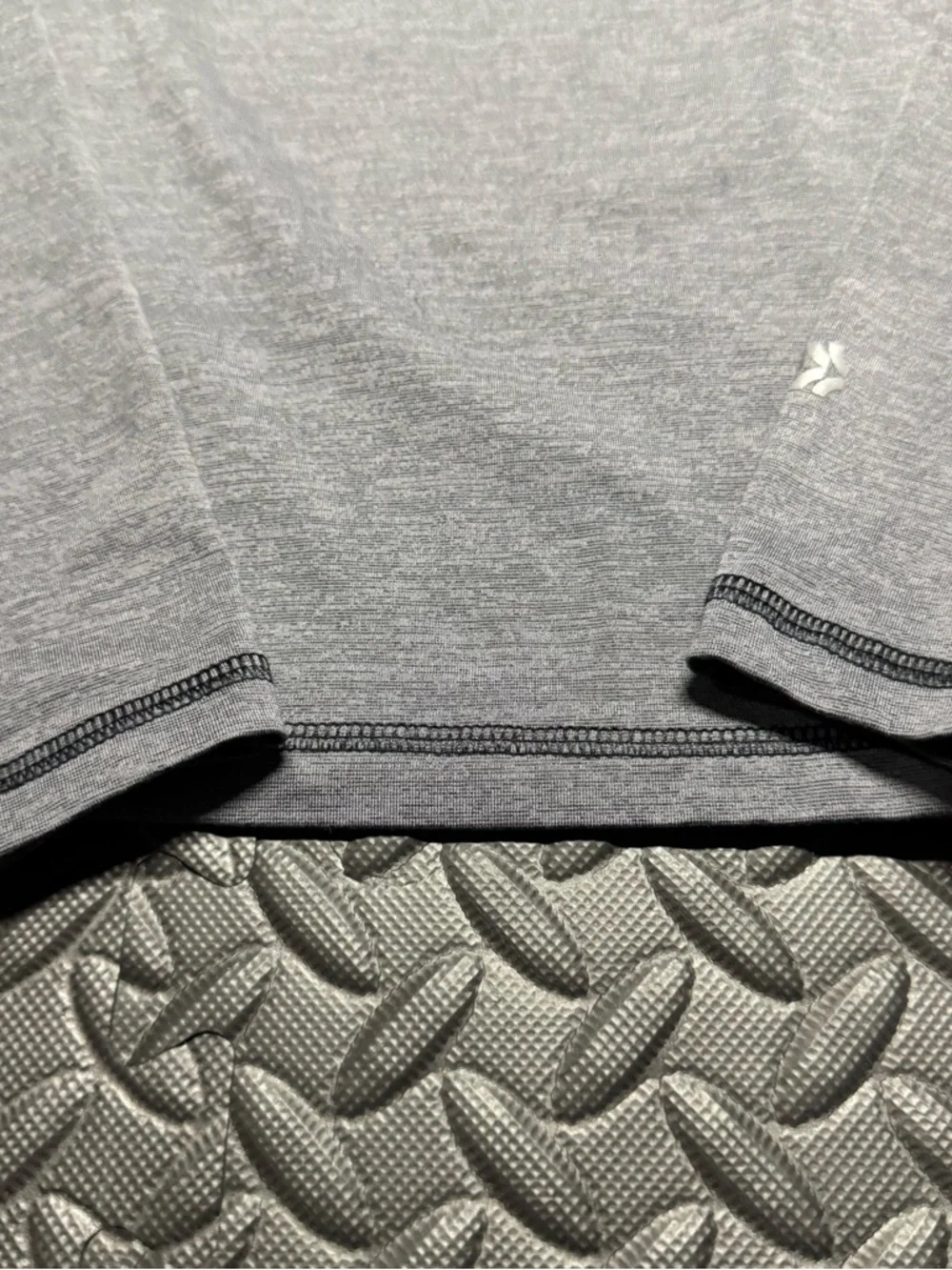 All In Motion Gray Long Sleeve Athletic Top L 12/14 Active Stretch